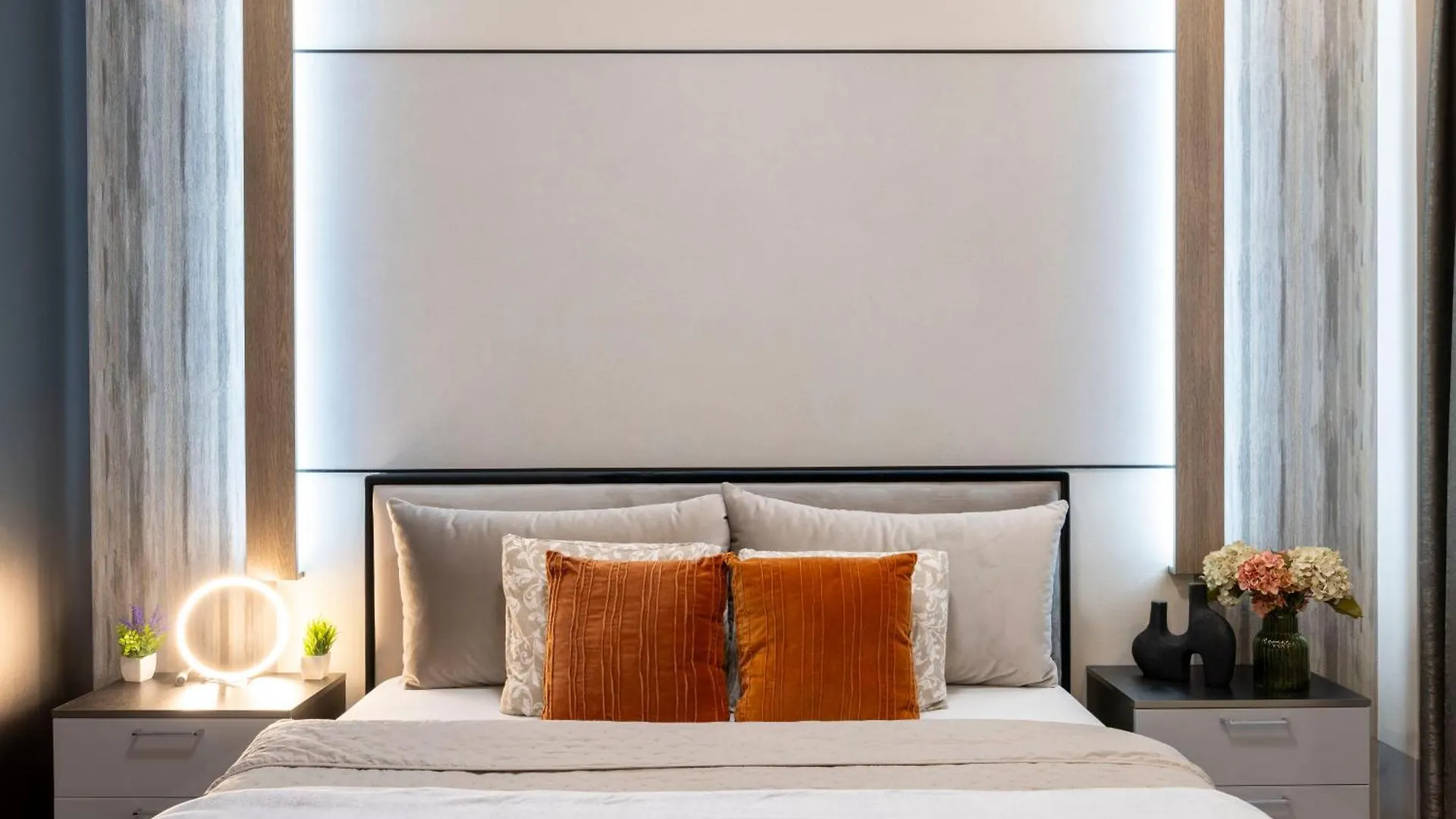 Luxurious High-End Grand Suite On The St Stephen Road Budapest 0*,  Hungary