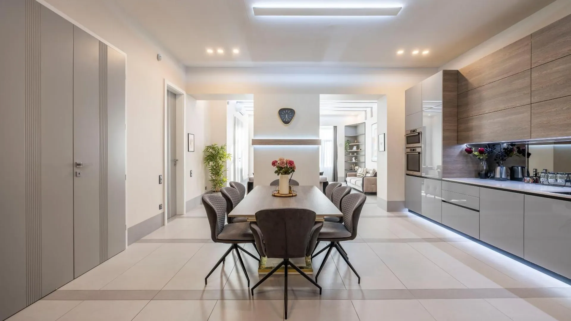 Luxurious High-End Grand Suite On The St Stephen Road Budapest 0*,  Hungary